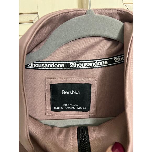 Bershka size XL men’s tracksuit jacket in pink and black - Picture 4 of 5